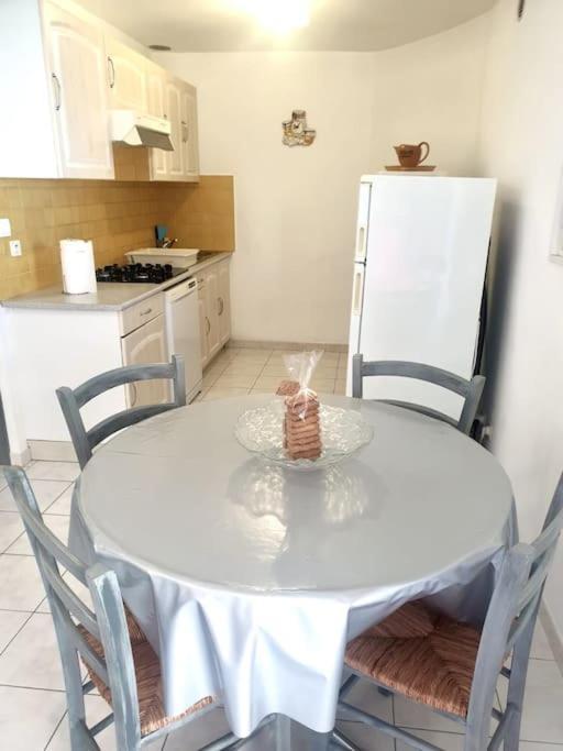 Appartement En Rez De Villa Vue Mer Монтичело Екстериор снимка